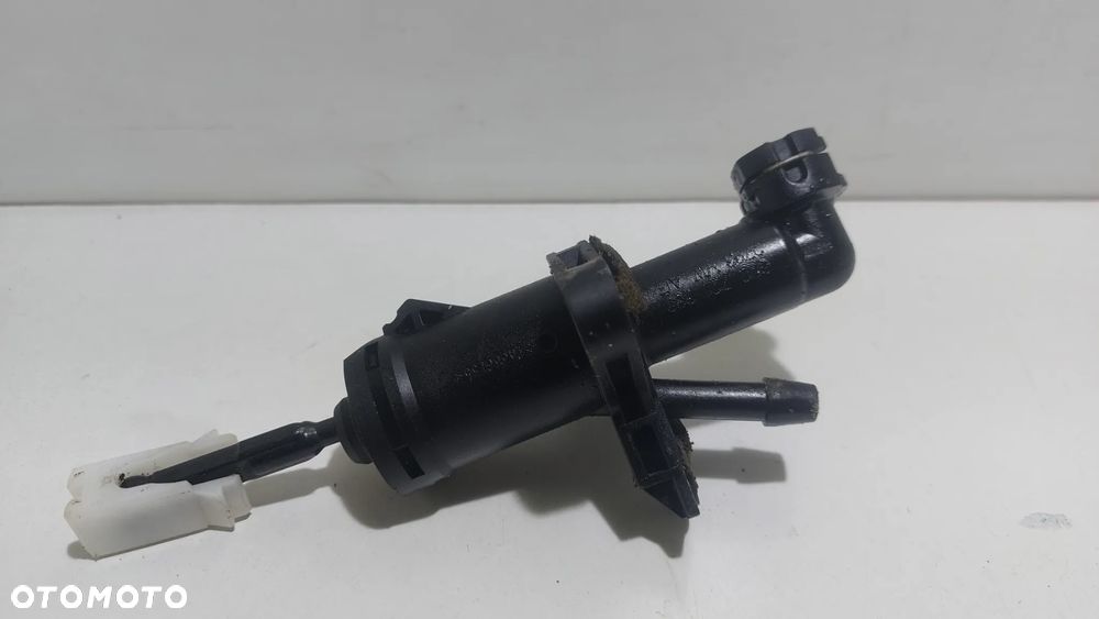 POMPKA WYSPRZEGLIK VW POLO 9N FABIA IBIZA CORDOBA SLASK WYSYLKA - 1