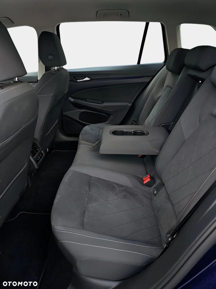 Volkswagen Golf Variant - 33