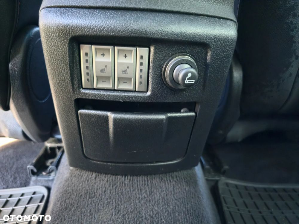 Ford Mondeo 2.5 Titanium S - 17