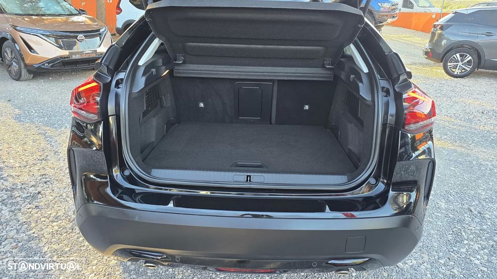Citroën C4 1.2 PureTech Shine - 26