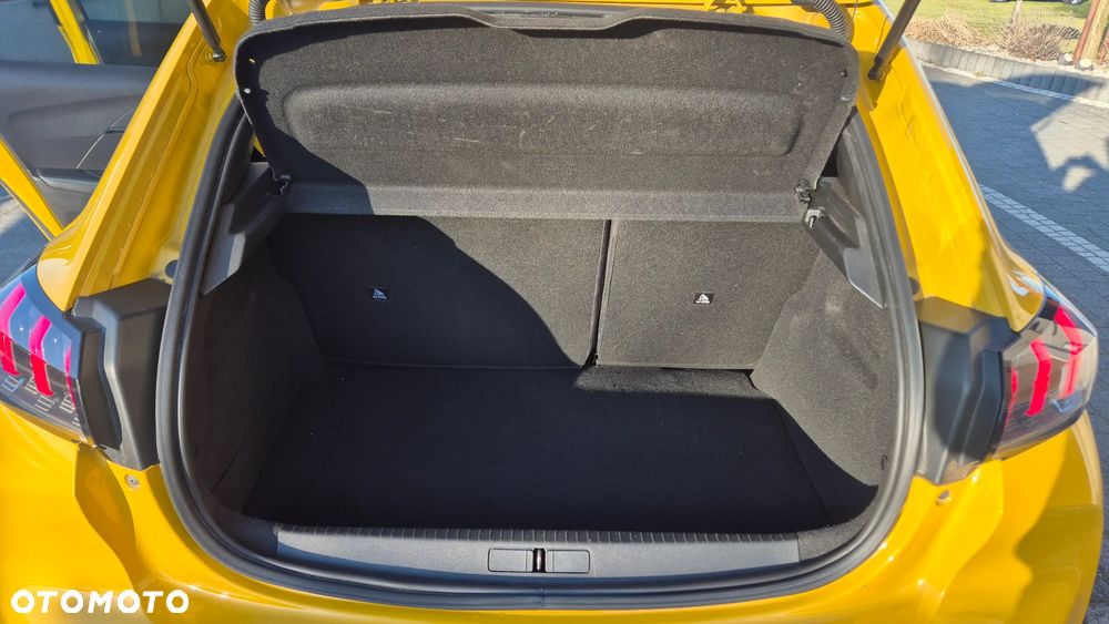 Peugeot 208 PureTech 100 Allure - 18