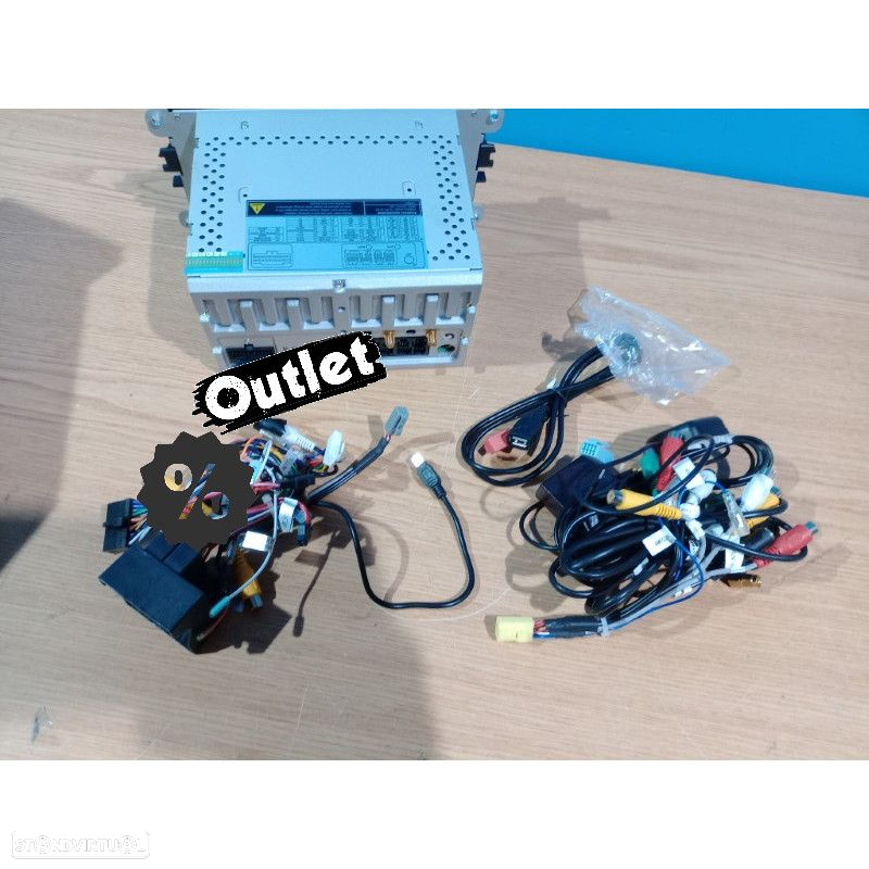 M000426L1 AUTO RADIO GPS ANDROID 11 7" FORD - 4