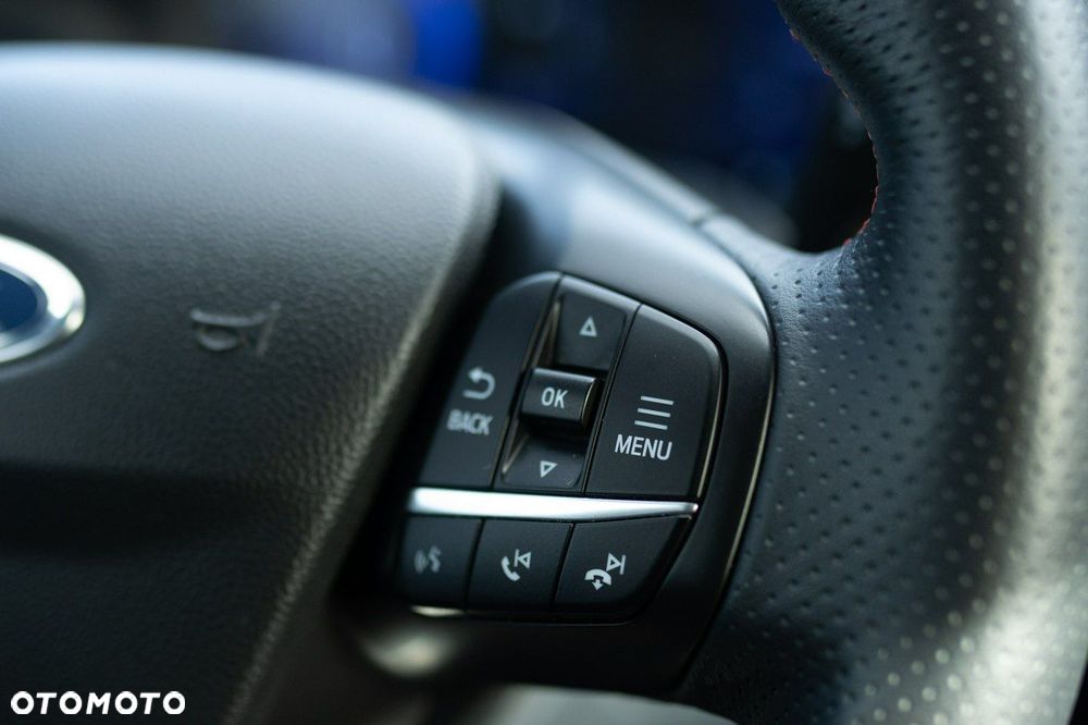Ford Kuga - 20