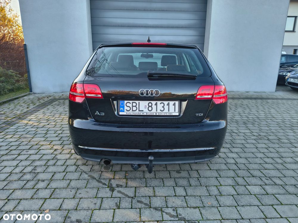 Audi A3 Sportback - 8