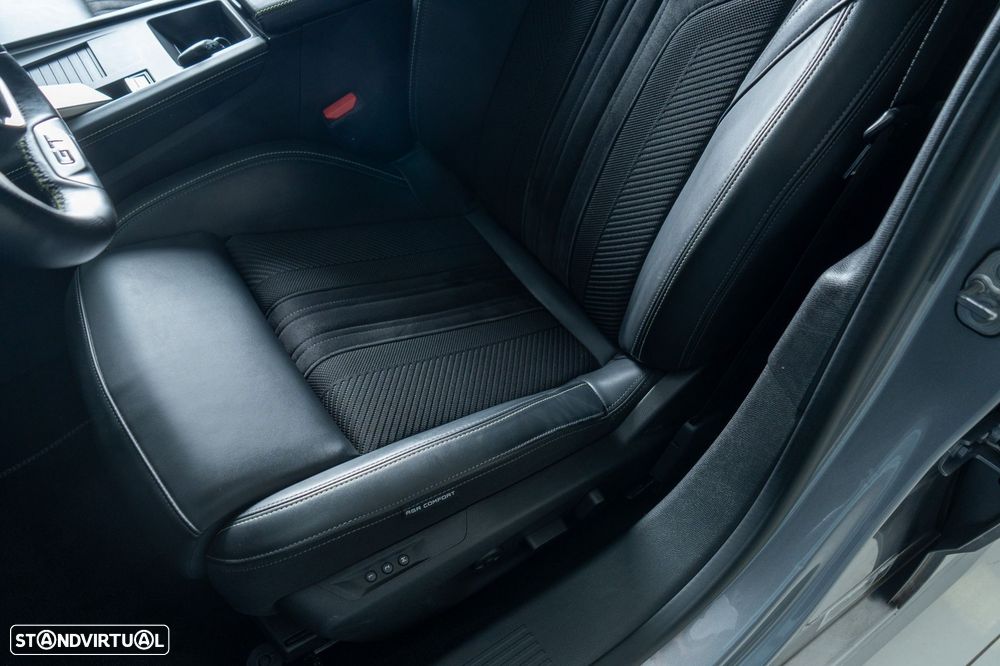 Peugeot 308 1.2 PureTech GT EAT8 - 7