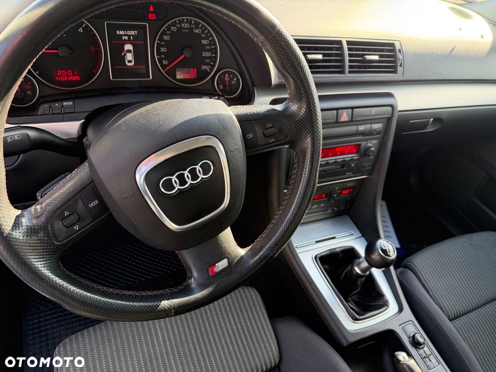 Audi A4 Avant 2.0 TDI - 29