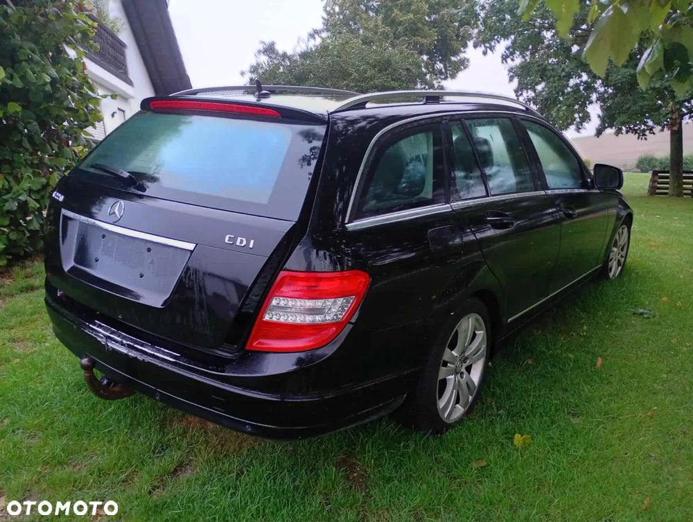 Mercedes-Benz Klasa C 200 T CDI DPF Avantgarde - 3