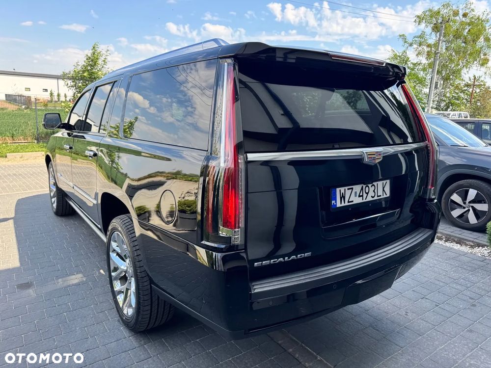 Cadillac Escalade ESV 6.2 V8 AWD AT Platinum - 8