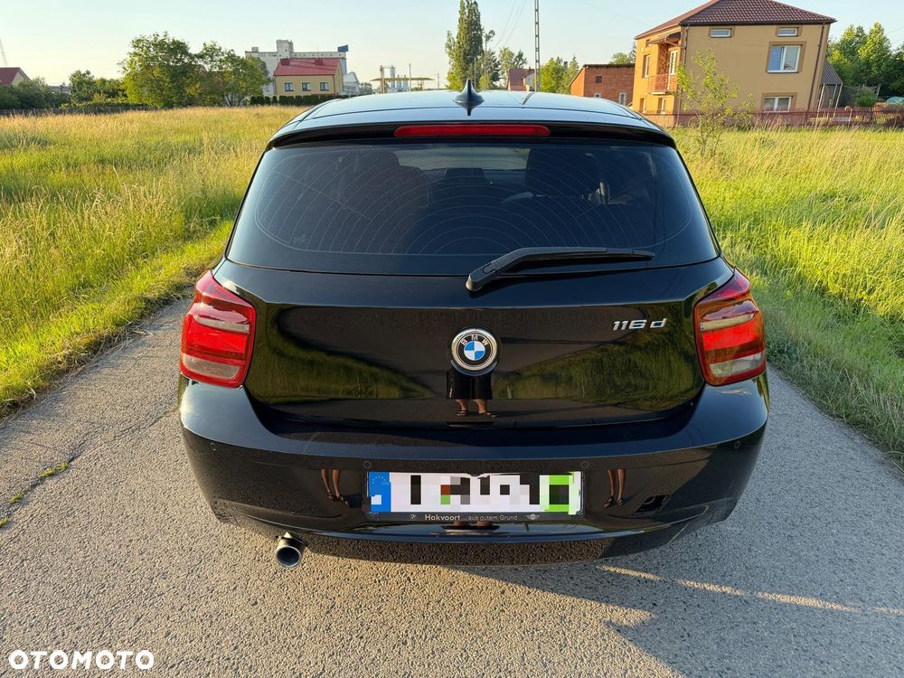 BMW Seria 1 116d - 4