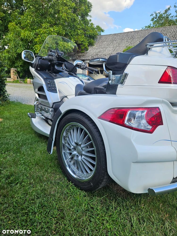 Honda GL - 8