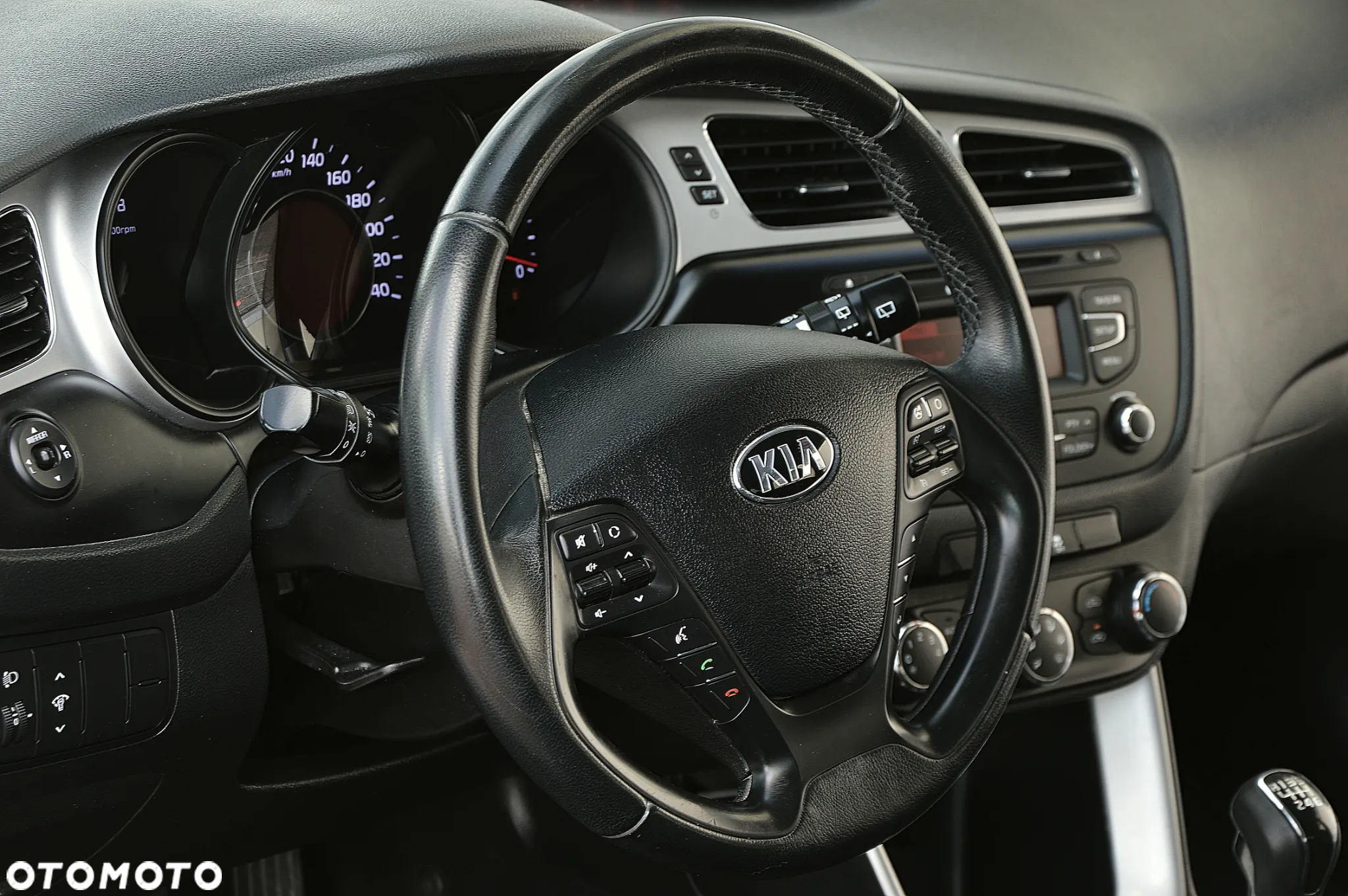 Kia Ceed 1.4 CVVT SW Attract - 10