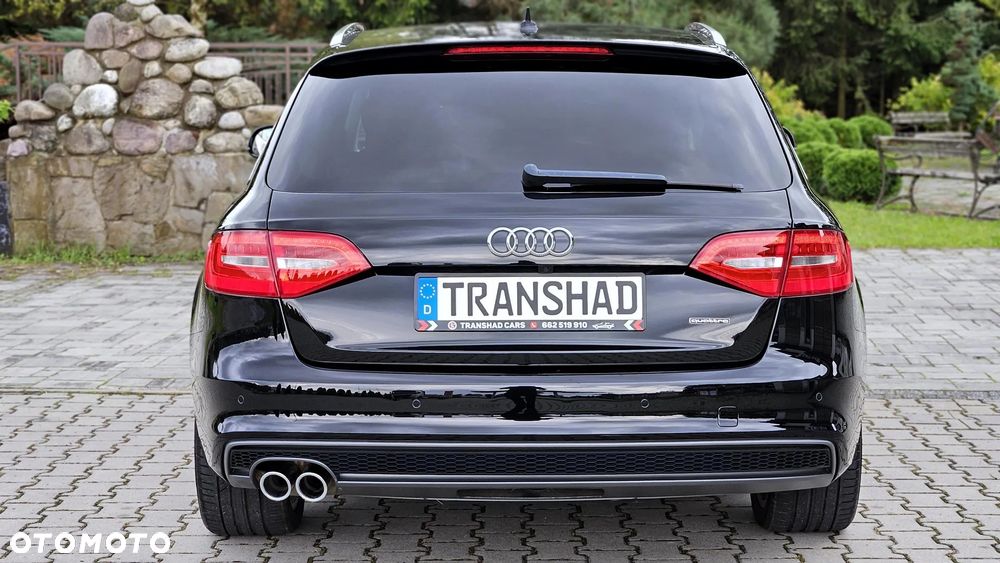 Audi A4 Avant 2.0 TDI DPF clean diesel quattro S tronic S line Sportpaket - 8
