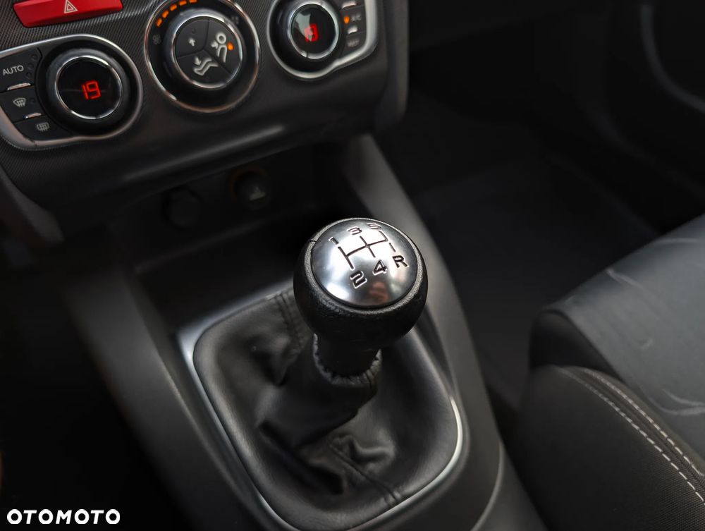 Citroën C4 HDi 90 Business Class - 21