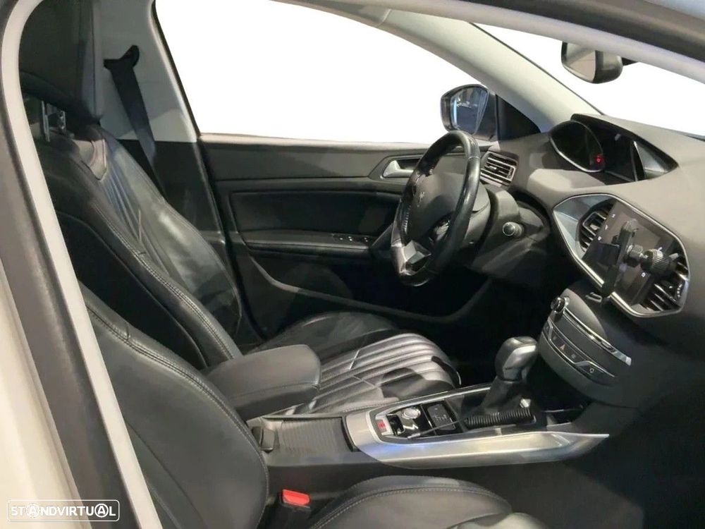 Peugeot 308 1.6 BlueHDi Allure EAT6 - 15