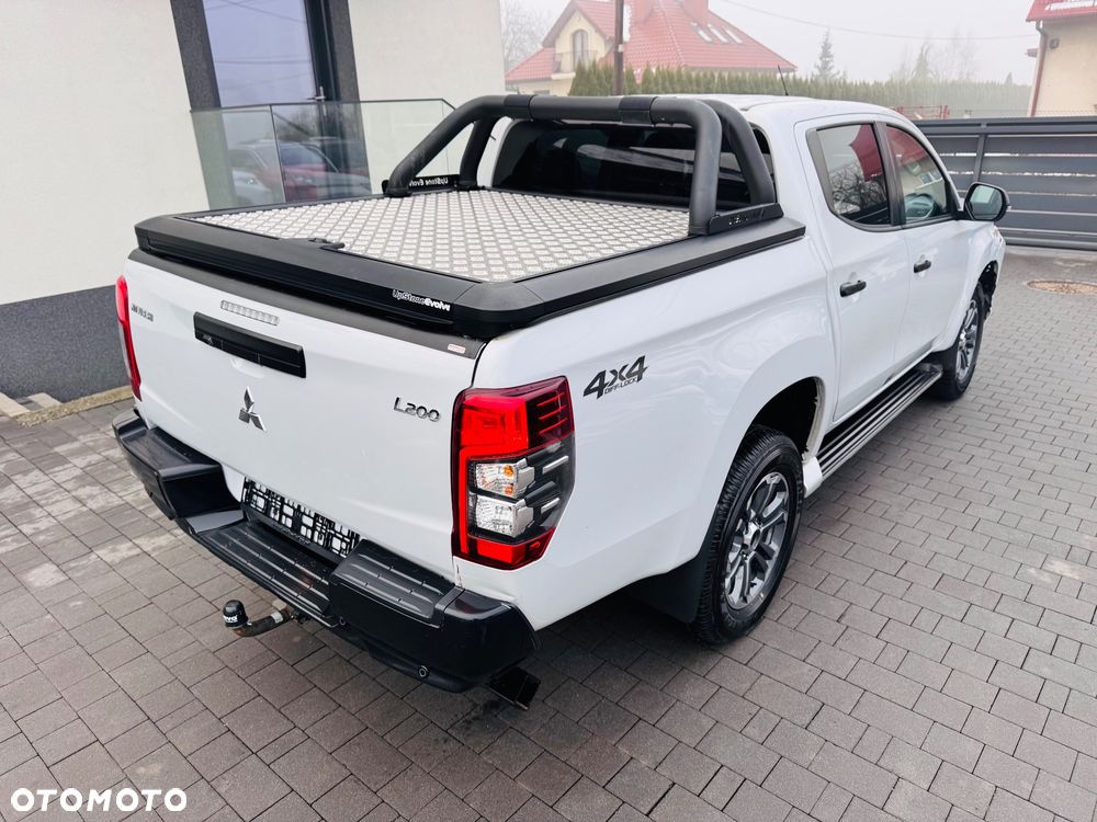 Mitsubishi L200 Pick Up 4x4 S&S Autm Double Cab Top - 10