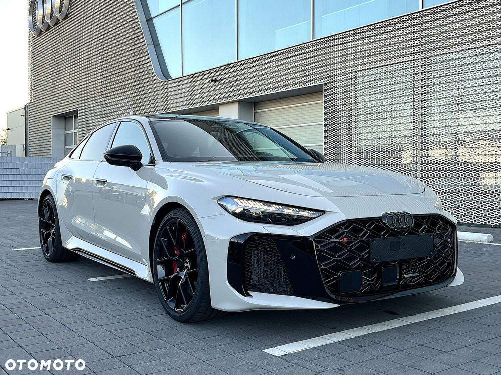 Audi RS5 Limousine - 12