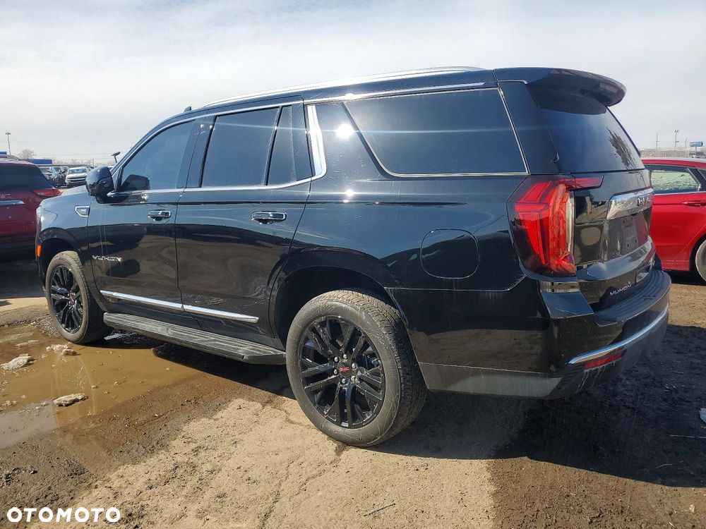 GMC Yukon - 3