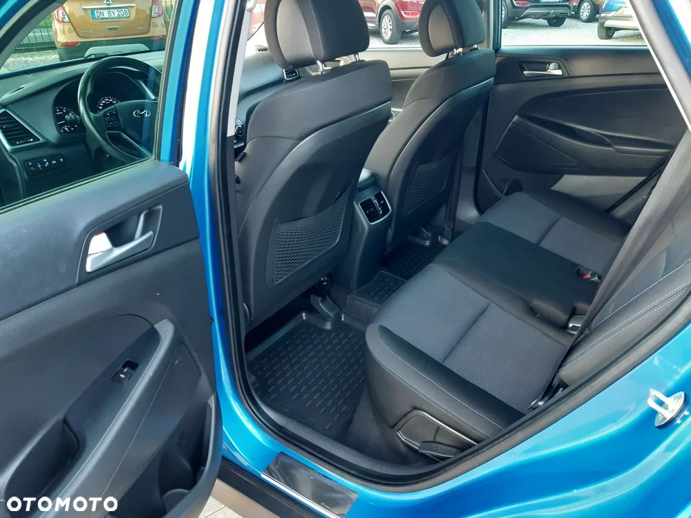 Hyundai Tucson blue 1.6 GDi 2WD Navi - 15