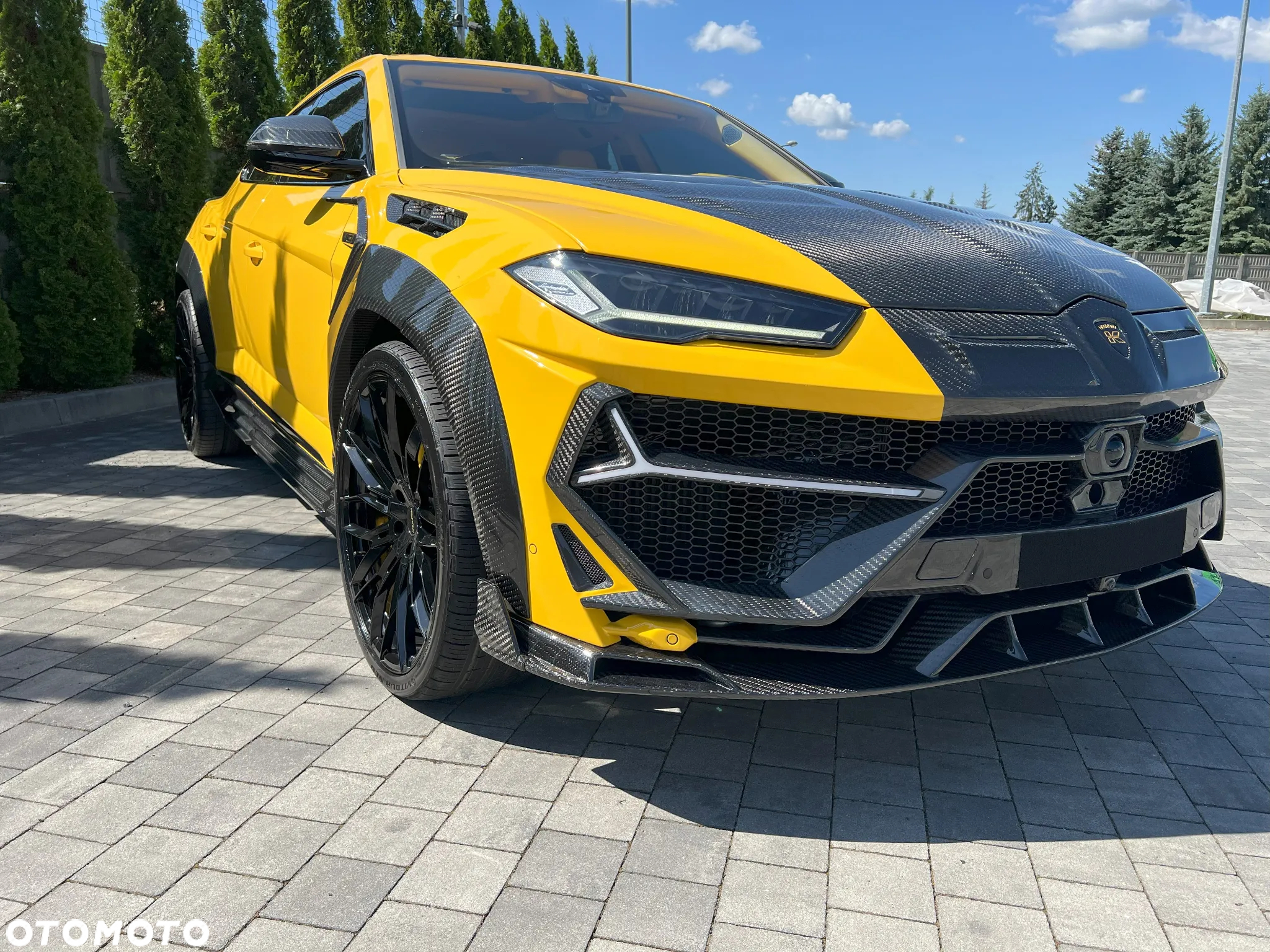 Lamborghini Urus Standard - 2