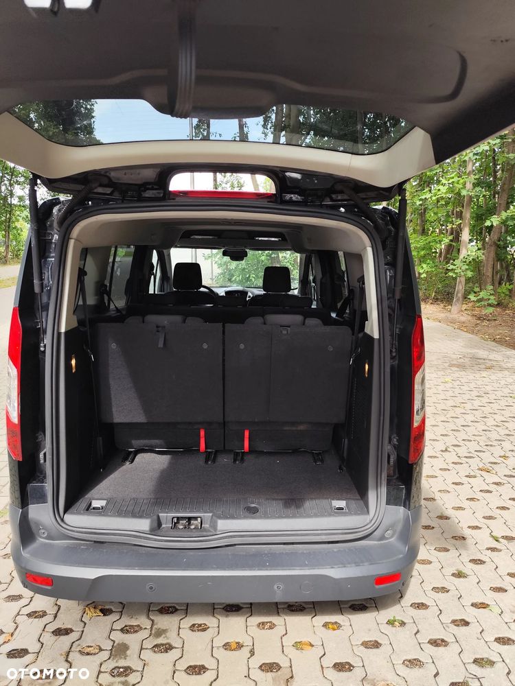 Ford Tourneo Connect Grand - 14