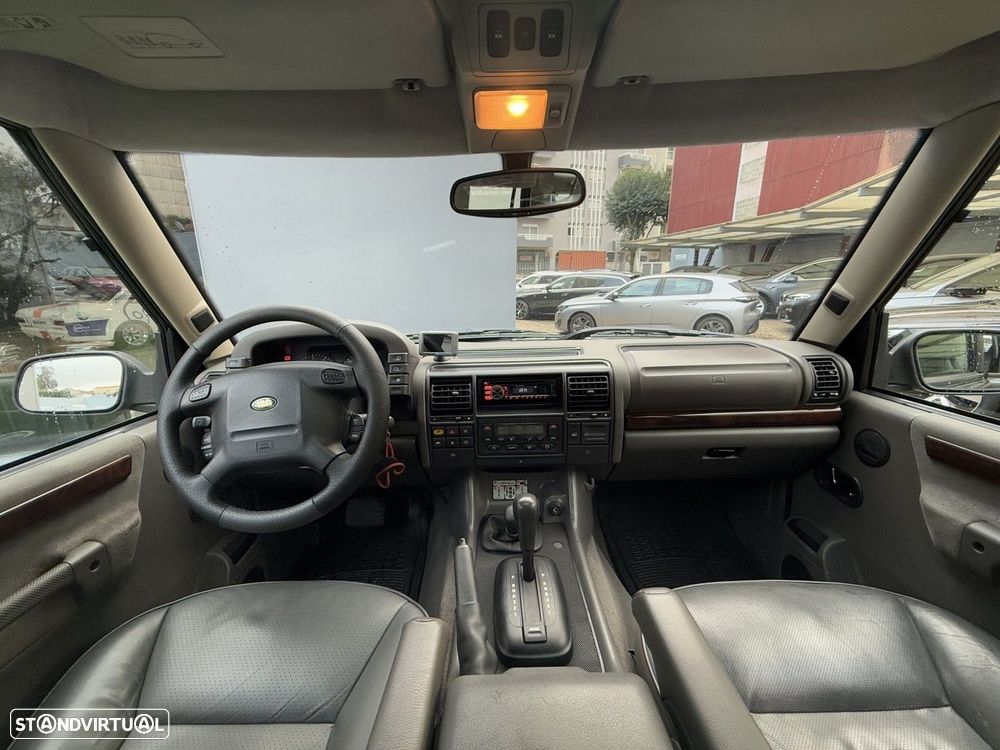 Land Rover Discovery - 17