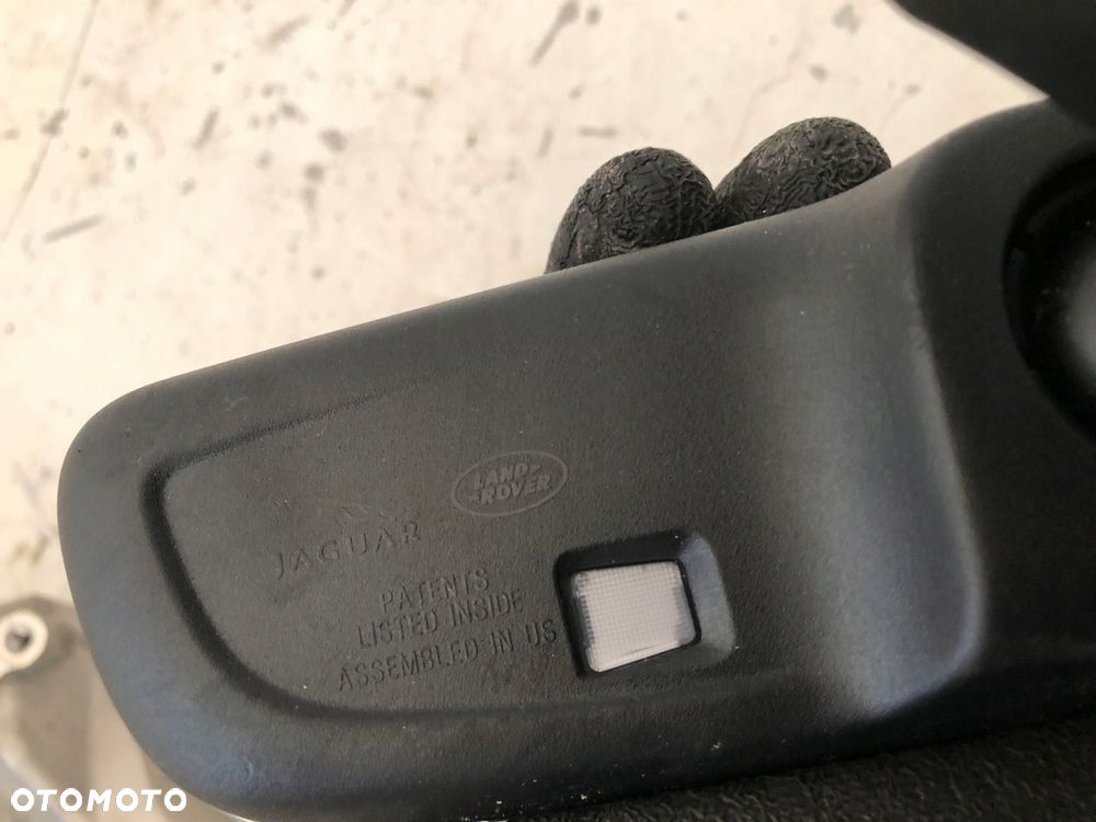 LAND ROVER DISCOVERY V 5 LUSTERKO WSTECZNE - 8
