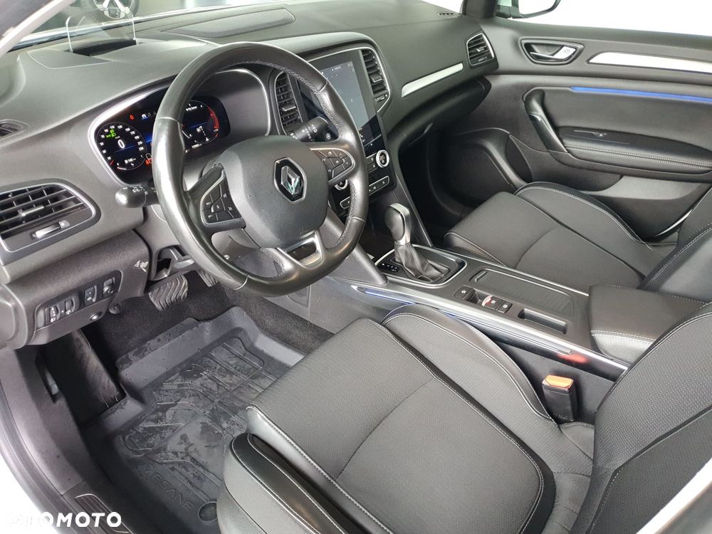 Renault Megane 1.5 Blue dCi Techno EDC - 9