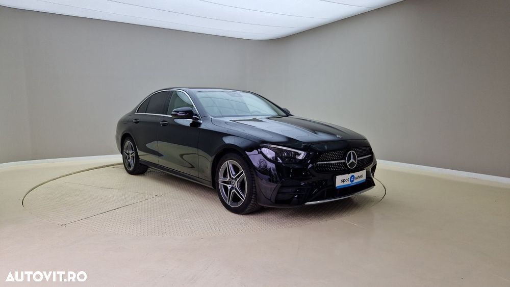 Mercedes-Benz E - 4