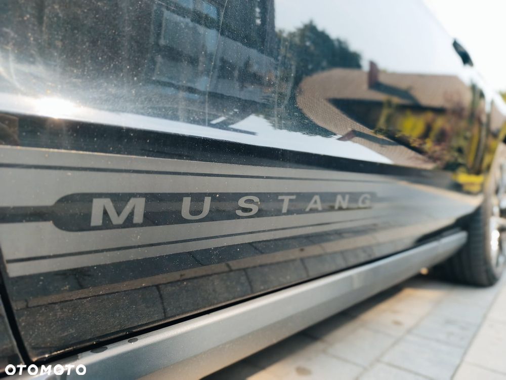 Ford Mustang 3.7 V6 - 8