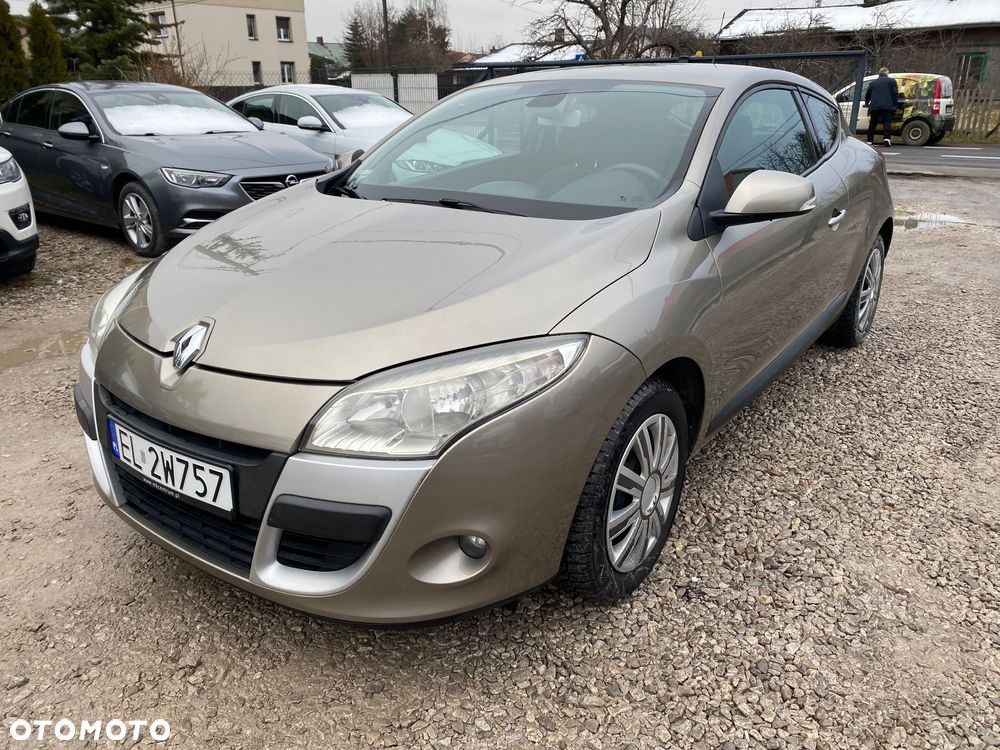 Renault Megane 1.6 16V Dynamique Euro5 - 1