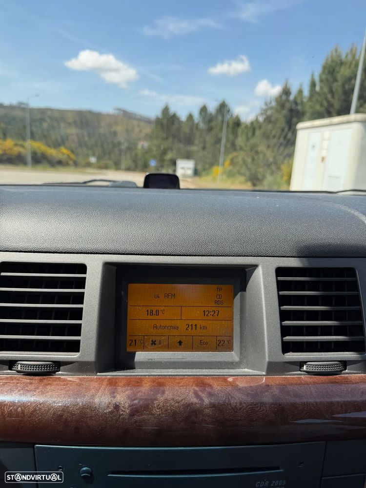 Opel Vectra 1.9 CDTi Elegance - 11