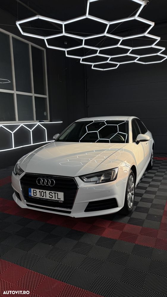 Audi A4 Limuzina