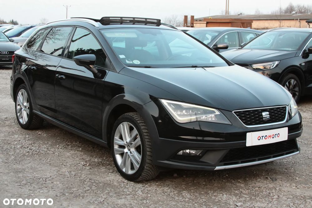 Seat Leon Sportstourer 2.0 TDI Start&Stop 4Drive DSG X-Perience - 3