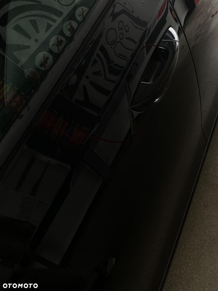 Volkswagen Golf - 6