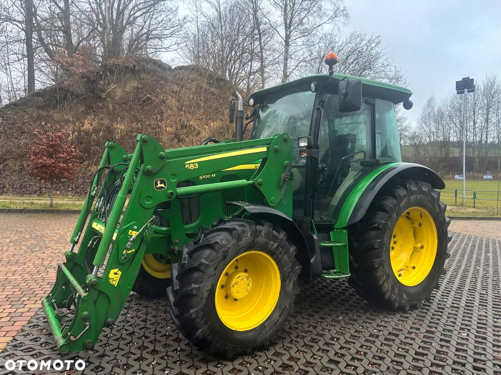 John Deere 5100M - 1