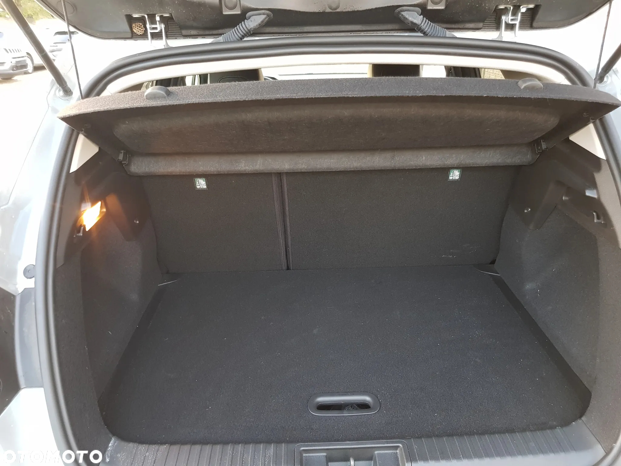 Renault Captur 1.3 TCe mHEV Techno EDC - 13