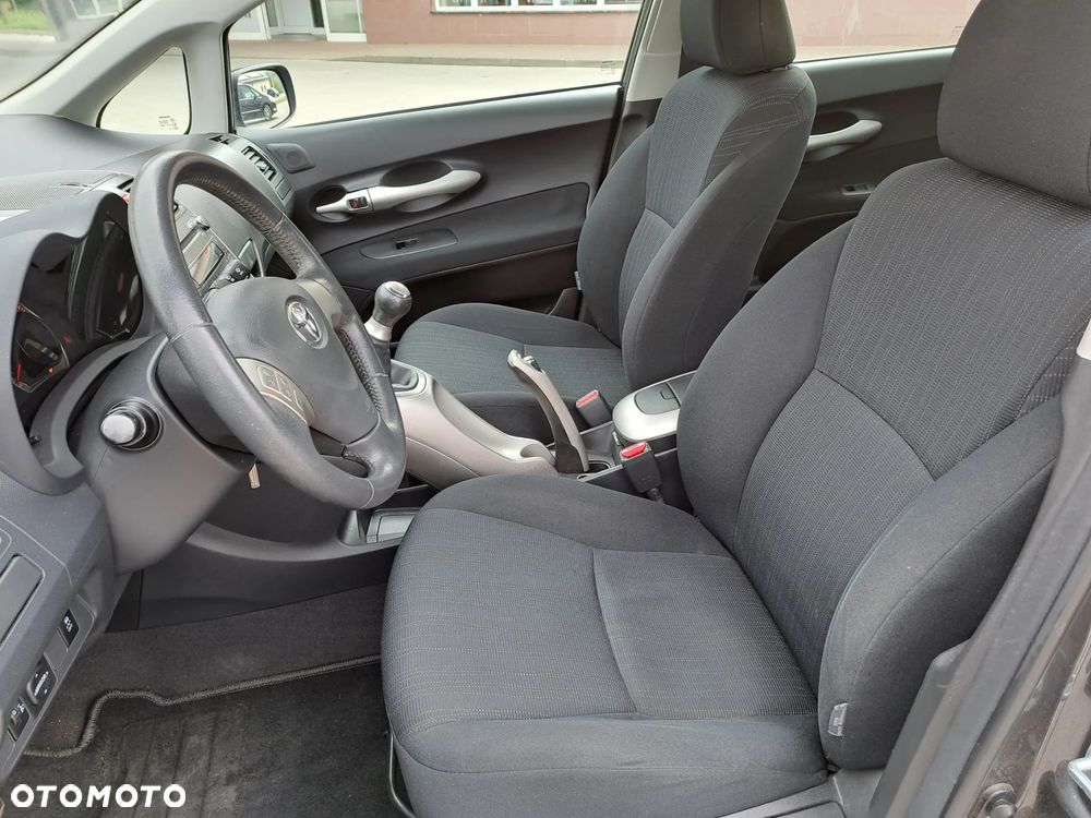 Toyota Auris 1.4 VVT-i Sol - 15