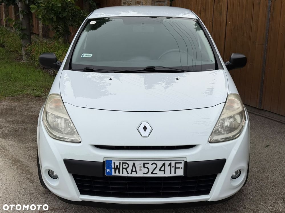 Renault Clio - 2