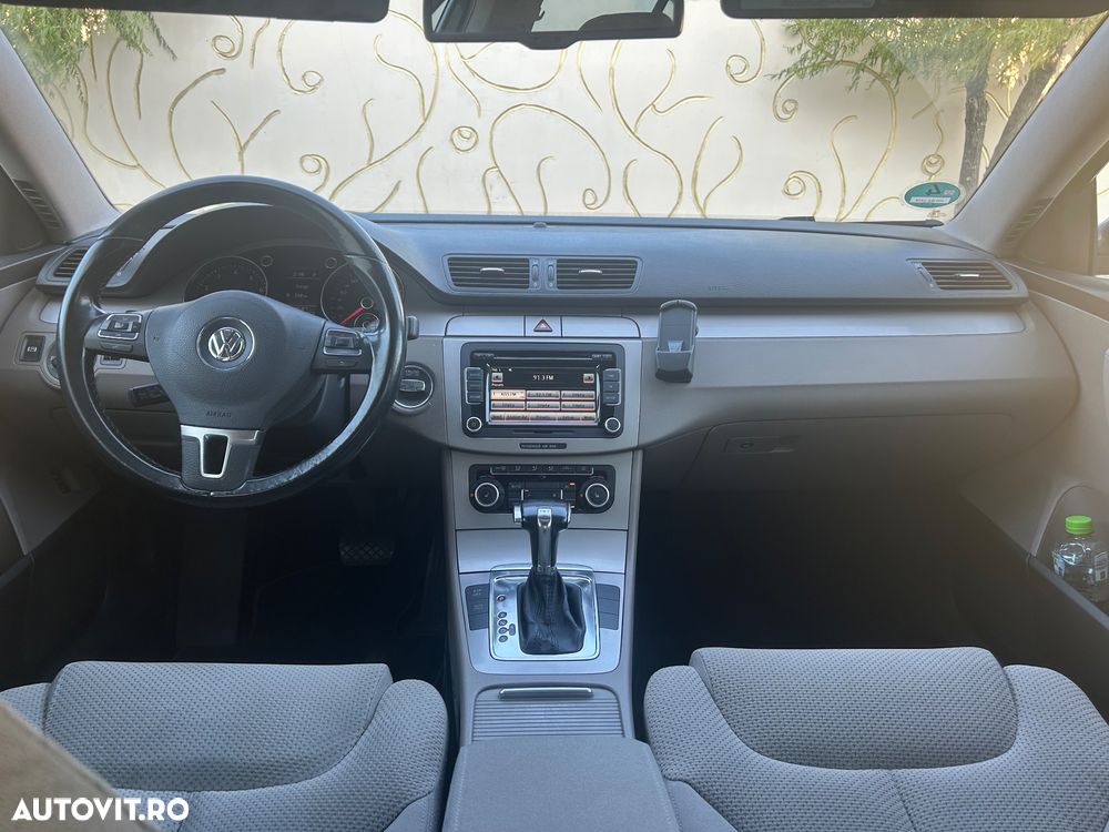 Volkswagen Passat 1.4 TSI EcoFuel DSG Comfortline - 12