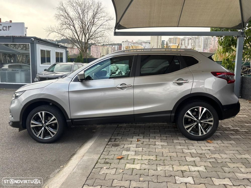 Nissan Qashqai 1.5 dCi N-Connecta - 6