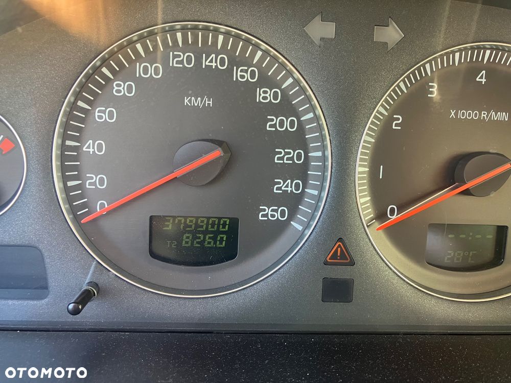 Volvo S60 2.4 - 8