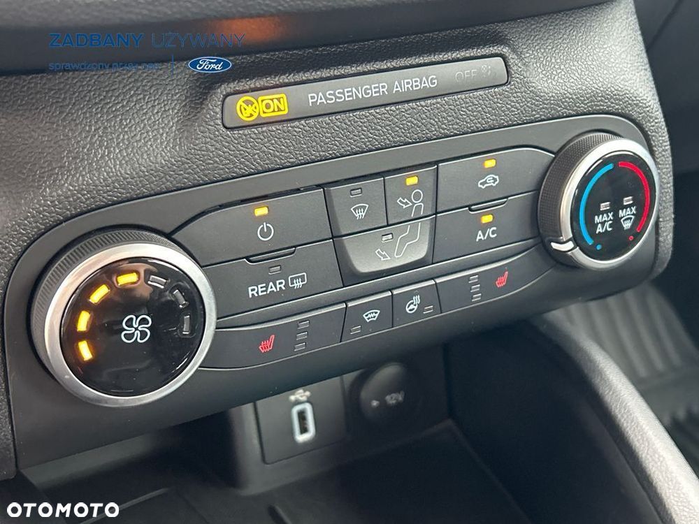 Ford Focus - 23
