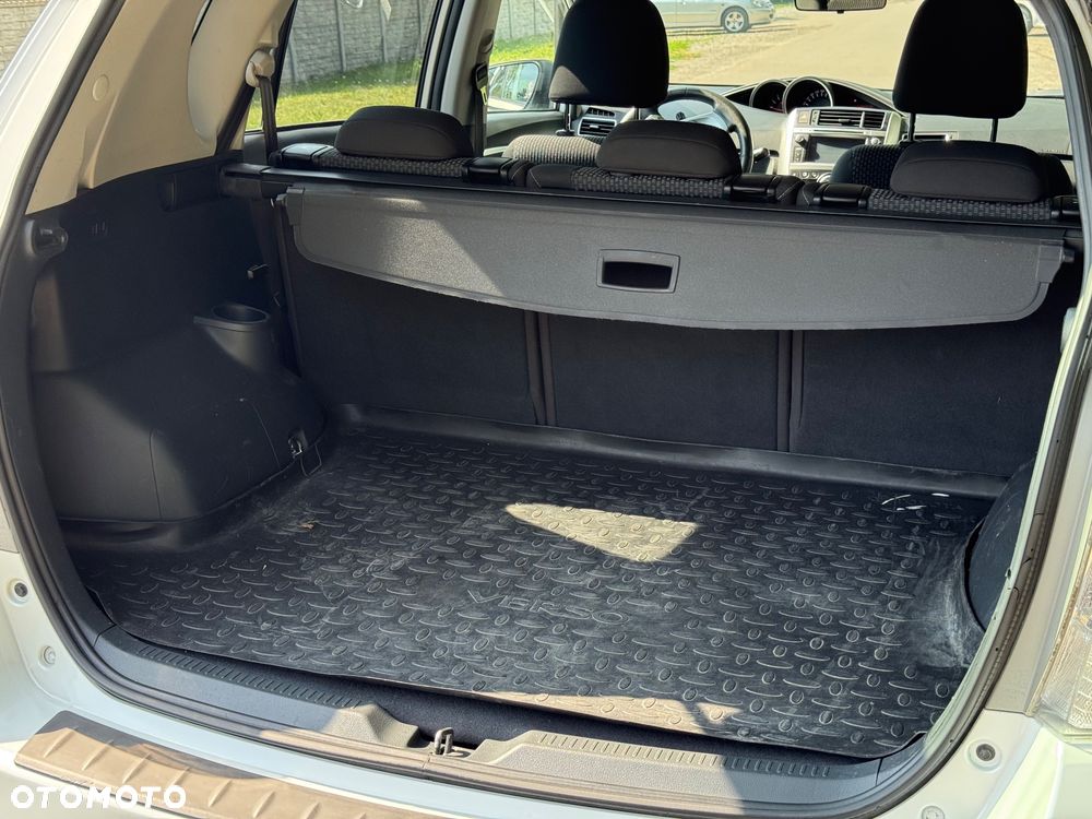 Toyota Verso 2.0 D-4D Prestige - 16