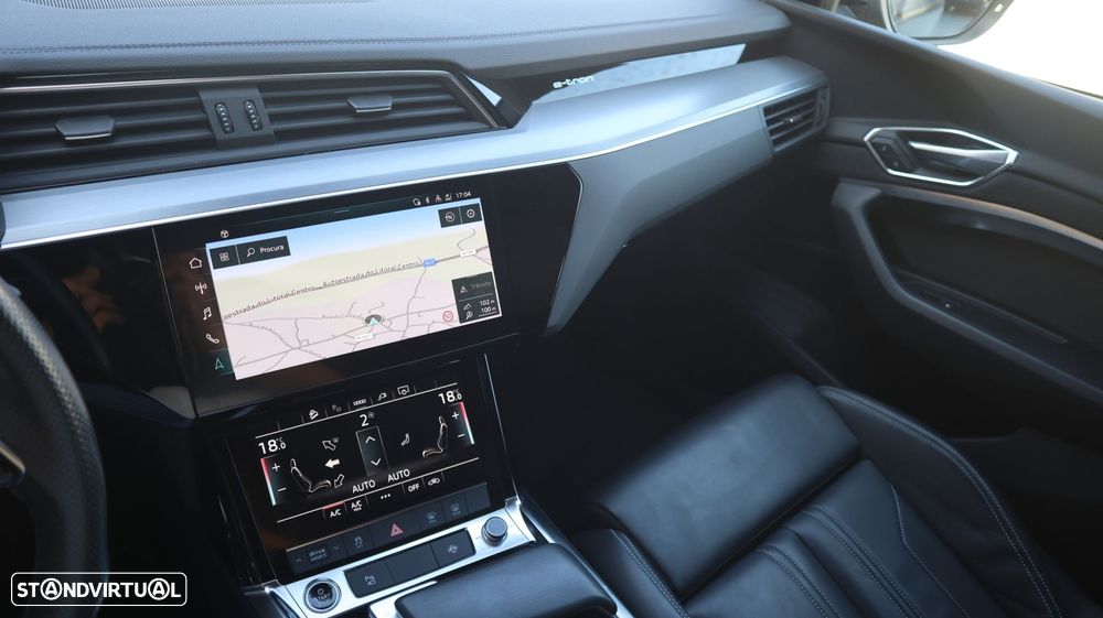 Audi e-tron 55 quattro S line - 42