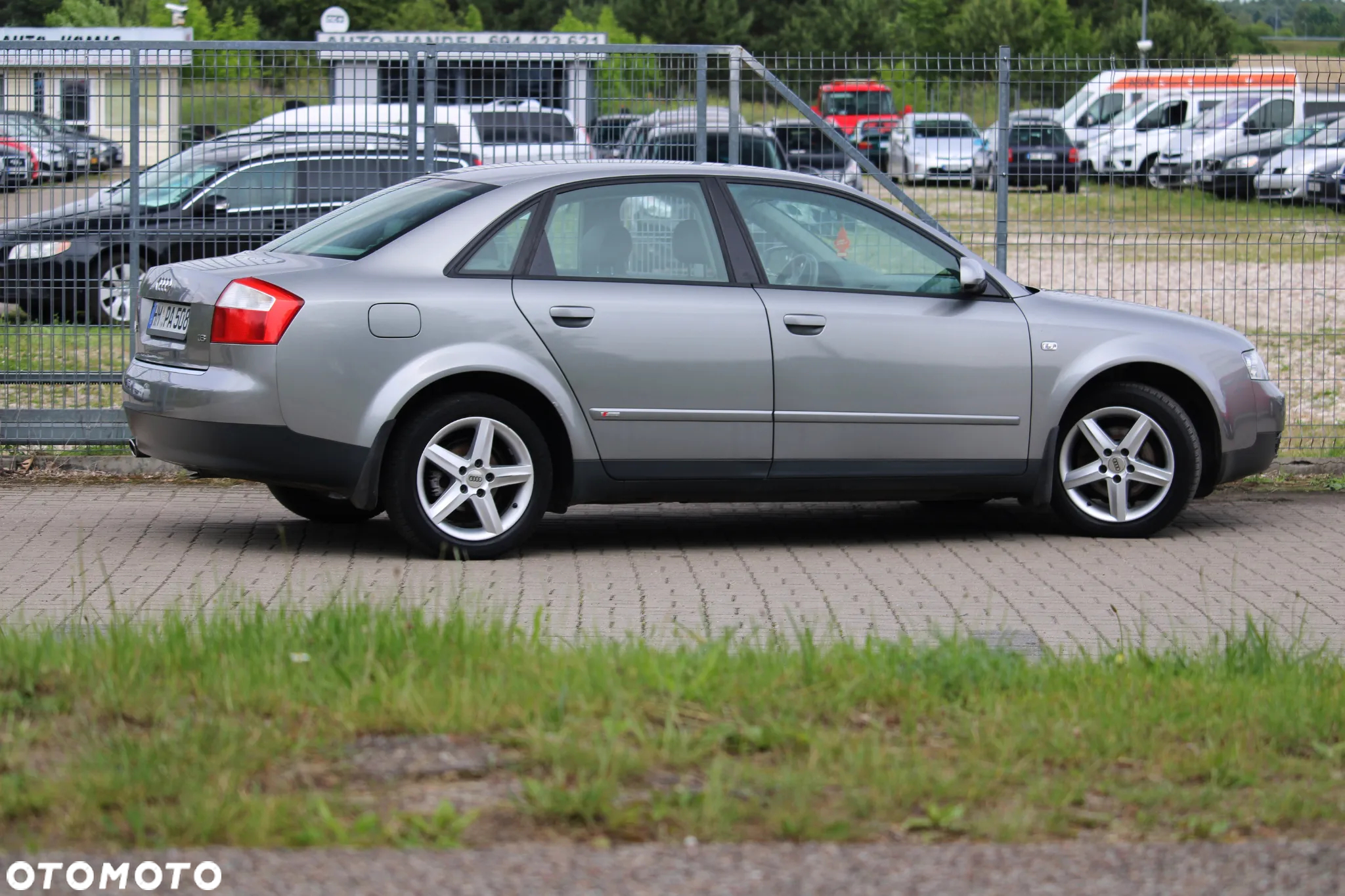 Audi A4 1.6 - 12