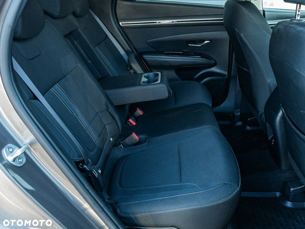 Hyundai Tucson 1.6 T-GDi Smart 2WD - 24