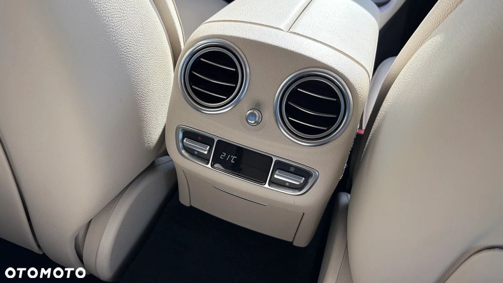 Mercedes-Benz Klasa E 300 d 4-Matic Avantgarde - 26