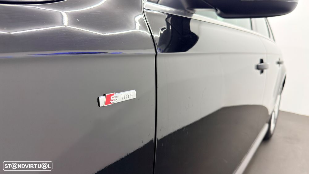 Audi A4 Avant 2.0 TDI S-line - 28