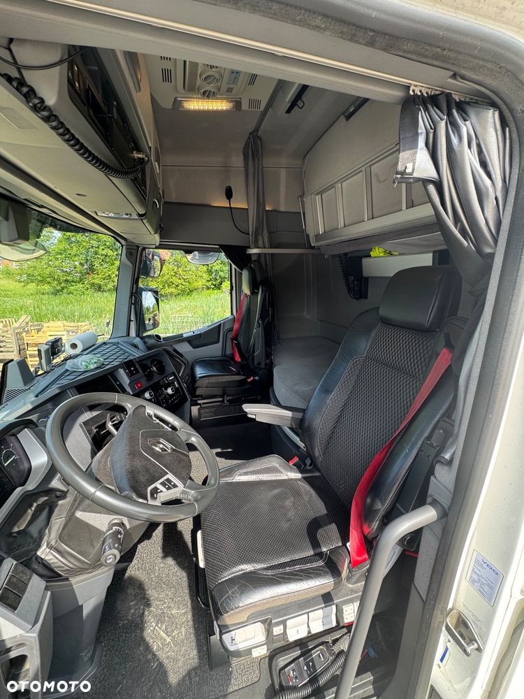 Renault T520 - 8