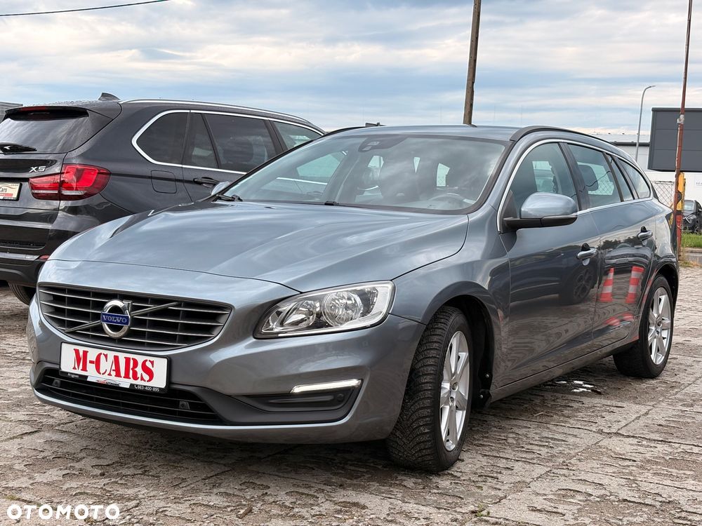 Volvo V60 D3 Momentum Core - 5